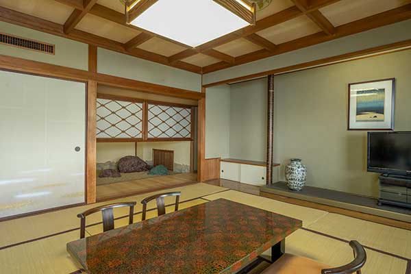 日式客房（两间连通）（12.5榻榻米+10榻榻米）