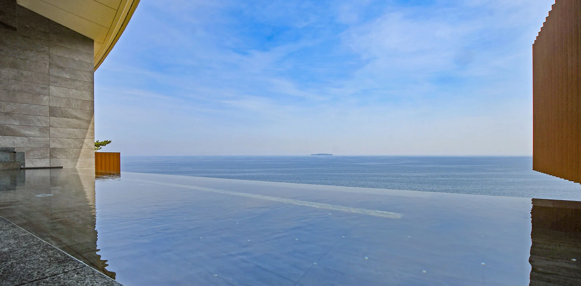 熱海温泉のホテルを選ぶなら？絶景・食事・体験を満喫できるリゾートホテル