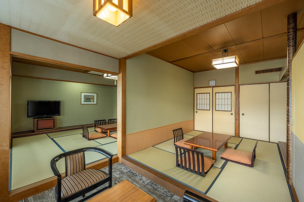 Japanese Style 2rooms（12＋6 Tatami）