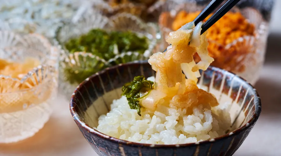 朝から自分で作る”勝手丼”