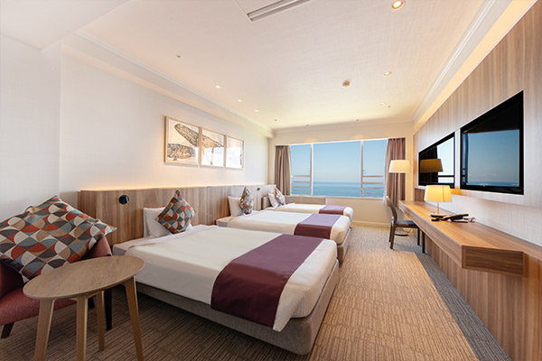 デラックストリプル